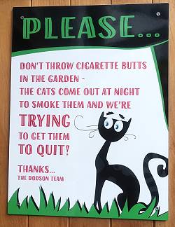 Rauchende Katzen gibts hier auch ...