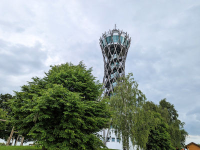 Der Vinarium-Turm ...