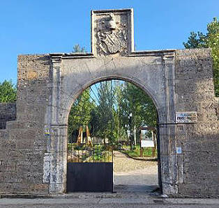 Eingang zum Parque Padres Paúles Eingang zum Parque Padres Paúles